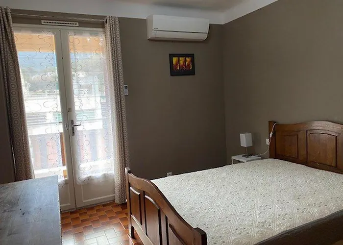 F2 Climatise Avec Wifi A Amelie-les-bains - Fr-1-703-46